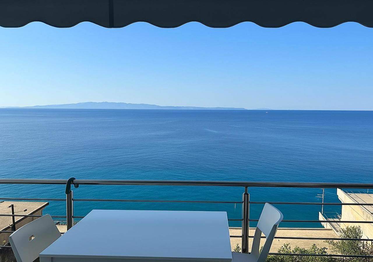 Blue Sea Apartments Кепаро Экстерьер фото