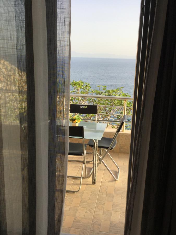 Blue Sea Apartments Кепаро Экстерьер фото