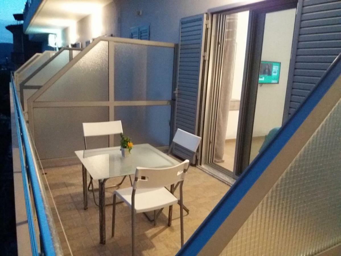 Blue Sea Apartments Кепаро Экстерьер фото